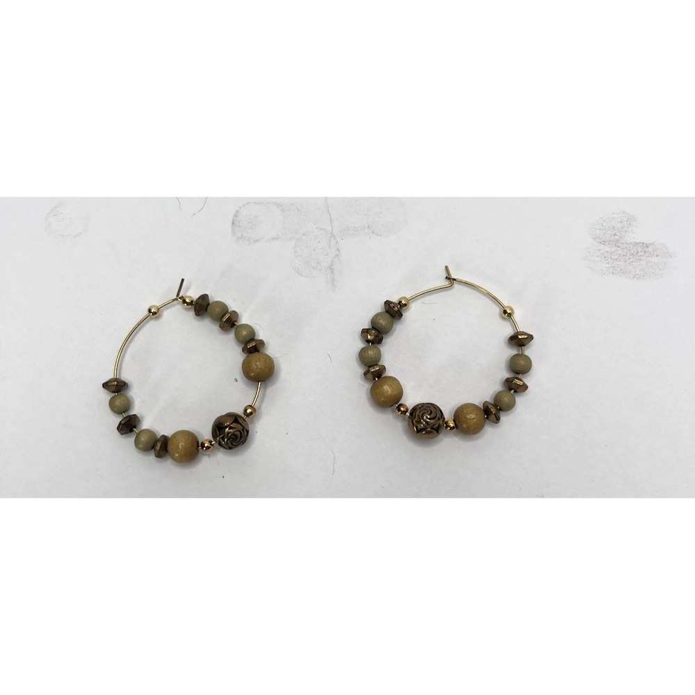 VTG Boho Beaded Hoop Earrings Green Gold Tone Lightweight Statement Earrings